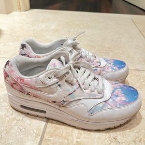 Nike cherry blossom air max